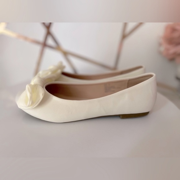 Fever Sole White Ballet Women's Flats (SH92) - Picture 4 of 17